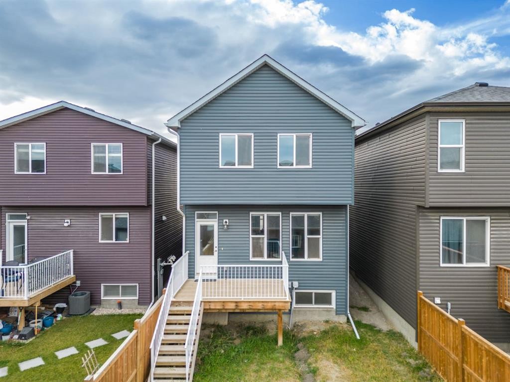 166 Howse Common Ne, Calgary, AB