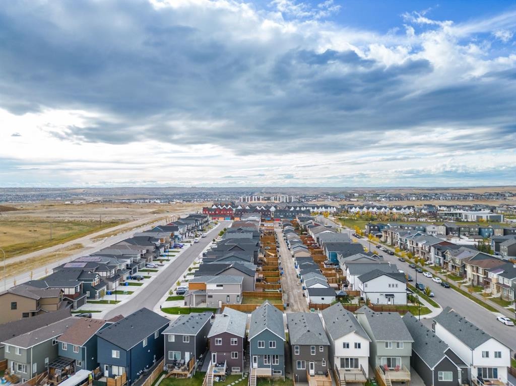 166 Howse Common Ne, Calgary, AB
