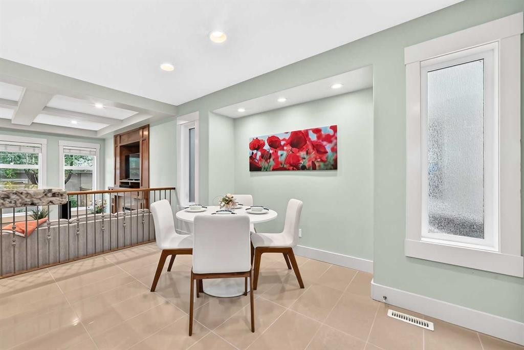 2512 17A Street Nw, Calgary, AB
