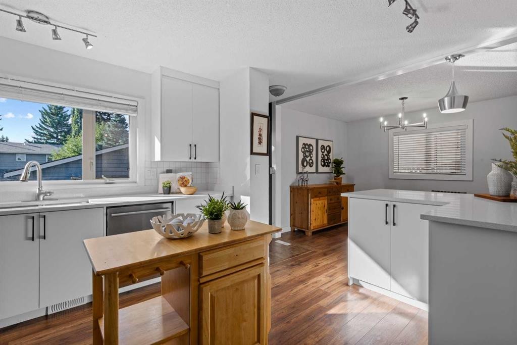 460 Parkridge Crescent Se, Calgary, AB