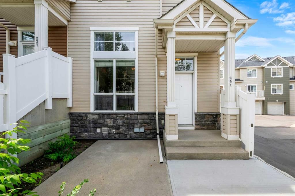 241 Elgin Gardens Se, Calgary, AB