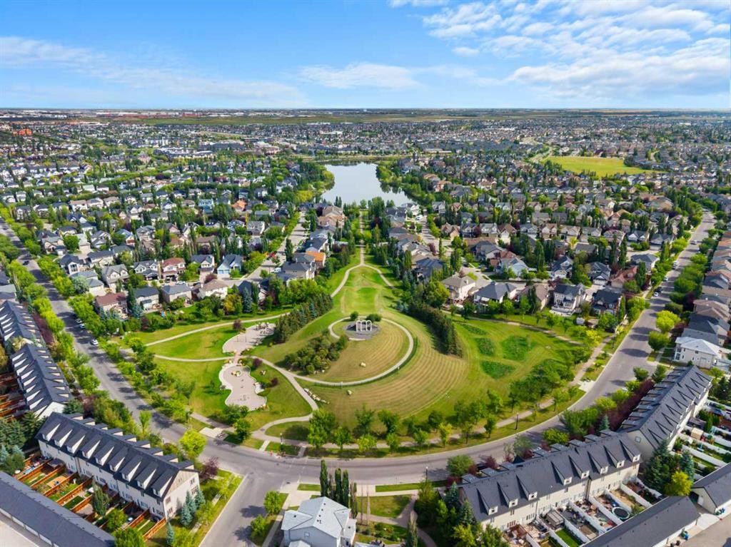 241 Elgin Gardens Se, Calgary, AB