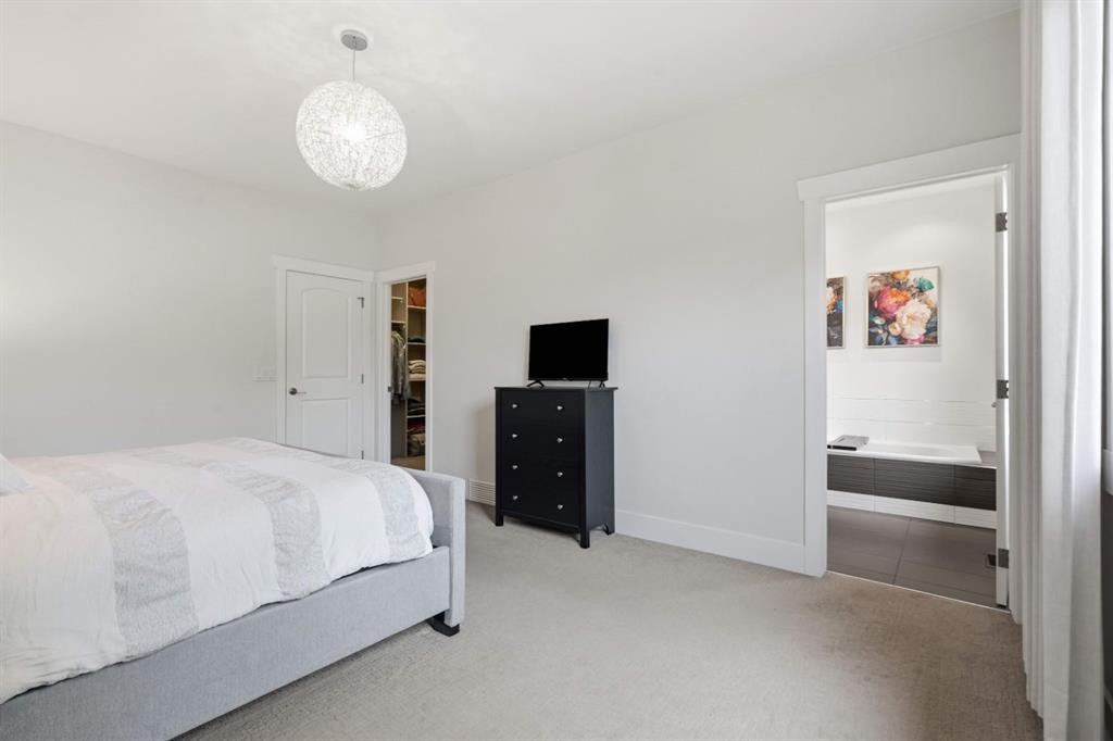 1903 26 Avenue Sw, Calgary, AB