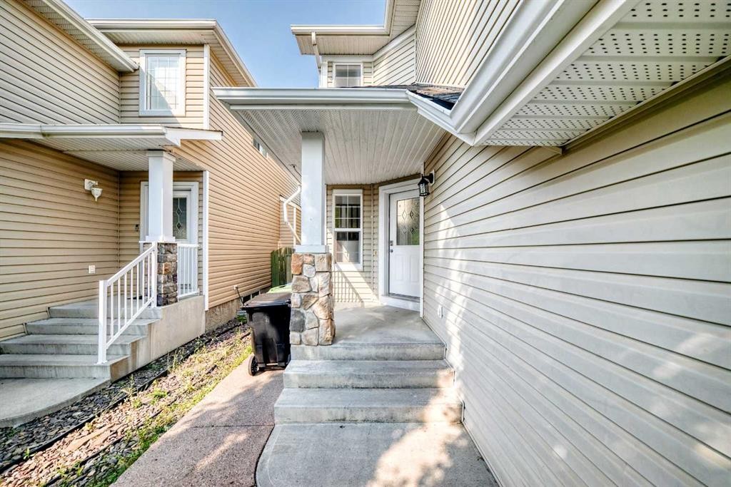 294 Cougar Plateau Way Sw, Calgary, AB
