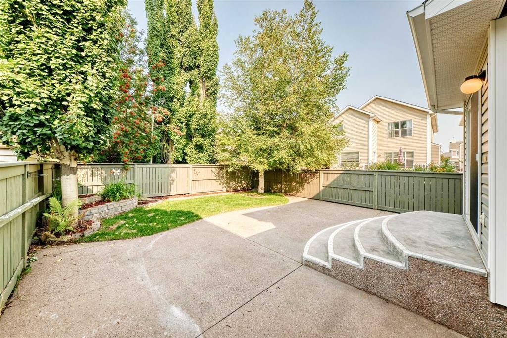 294 Cougar Plateau Way Sw, Calgary, AB