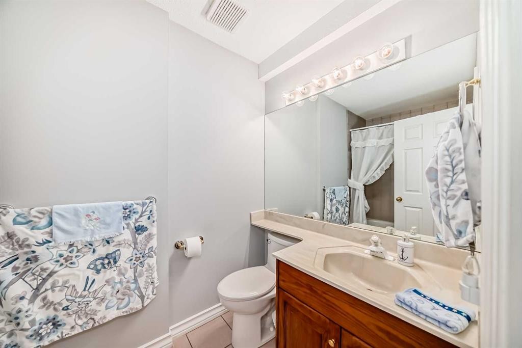 8 Signature Point Sw, Calgary, AB