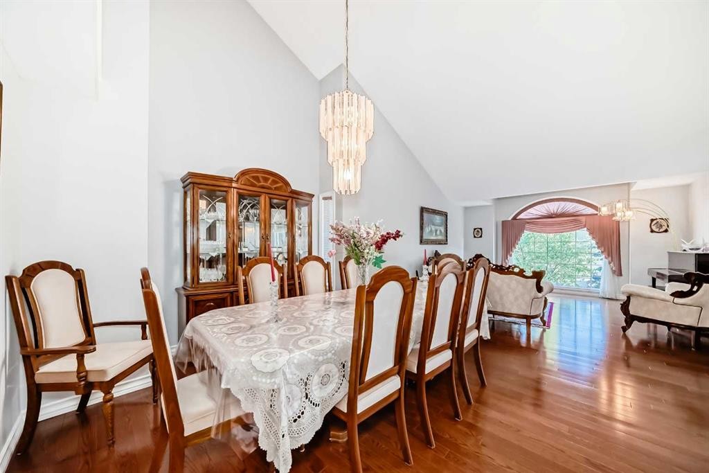 8 Signature Point Sw, Calgary, AB