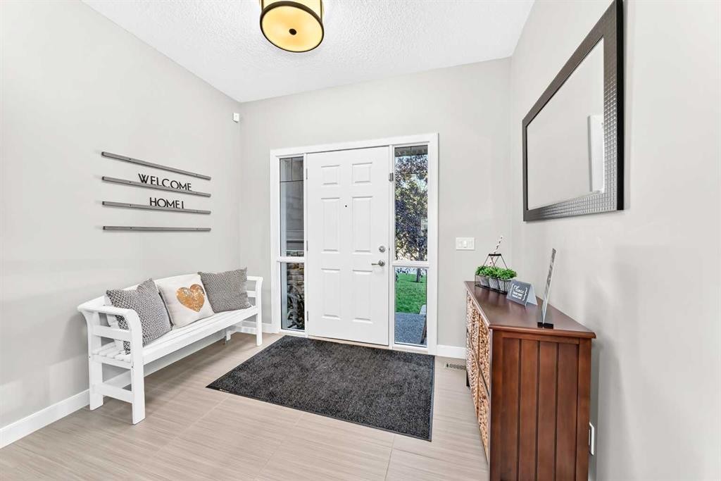 137 Aspenmere Circle, Chestermere, AB