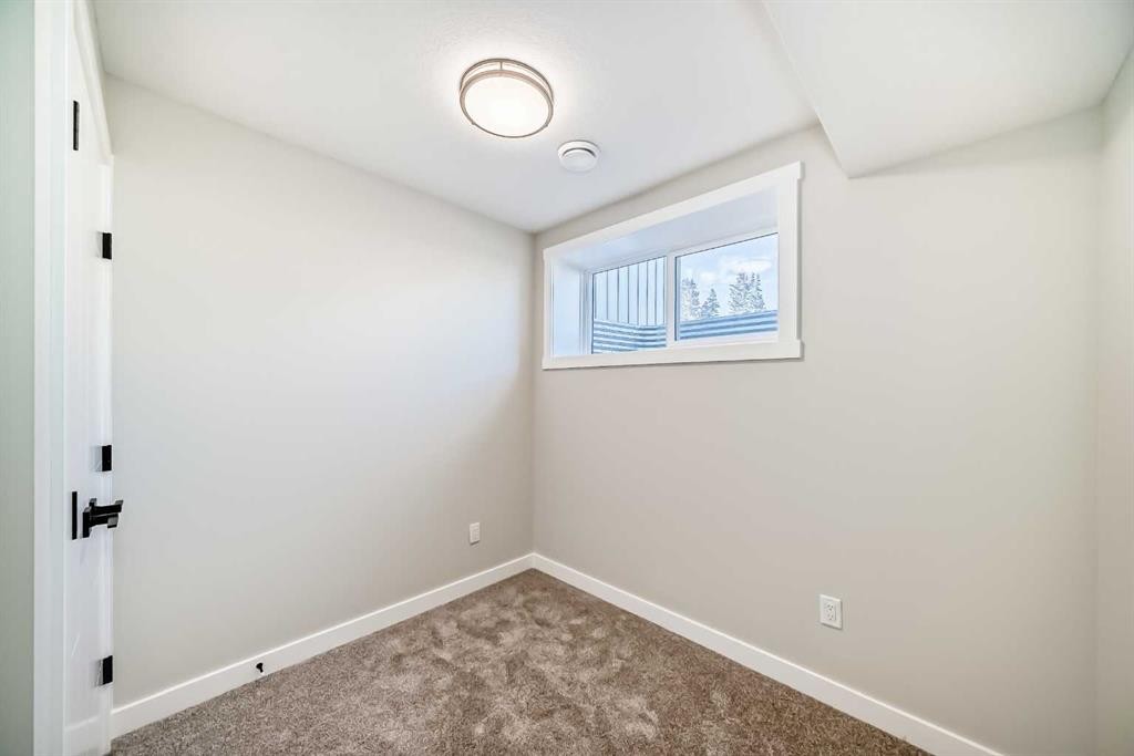 1002 Clover Road, Carstairs, AB