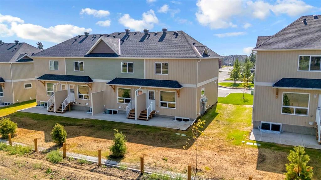1002 Clover Road, Carstairs, AB