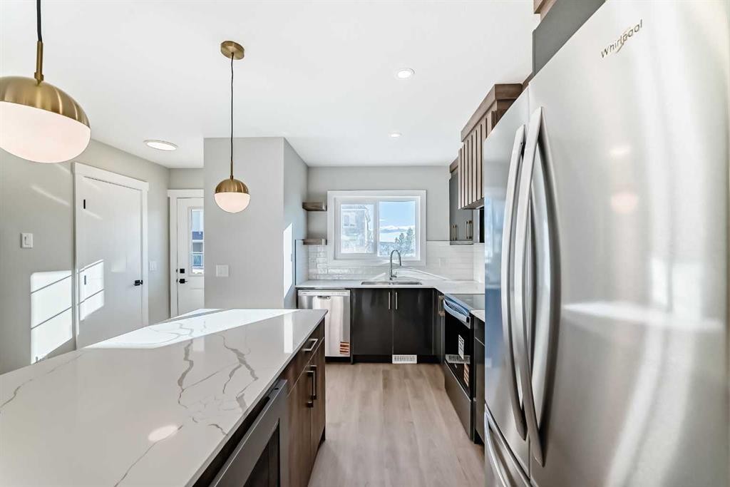 1002 Clover Road, Carstairs, AB
