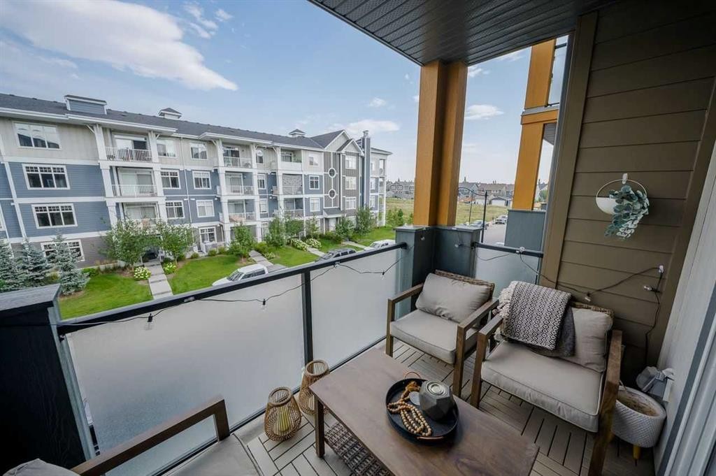305-100 Auburn Meadows Manor Se, Calgary, AB