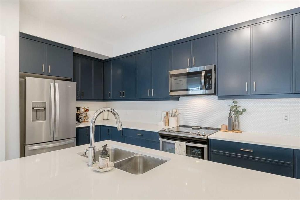 305-100 Auburn Meadows Manor Se, Calgary, AB