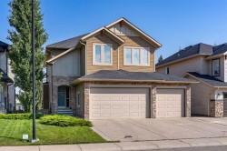 140 Aspenmere Close Chestermere, AB T1X 0N9