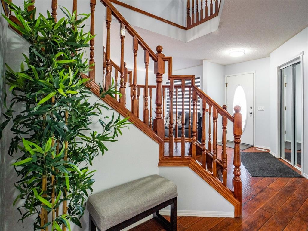 798 Coral Springs Boulevard Ne, Calgary, AB