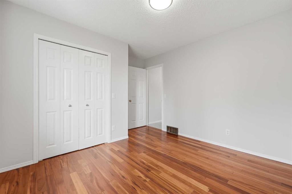 872 Sierra Morena Court Sw, Calgary, AB