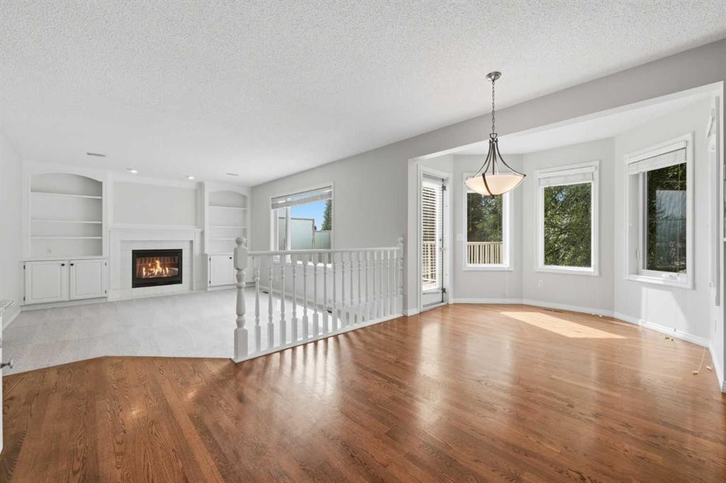 872 Sierra Morena Court Sw, Calgary, AB