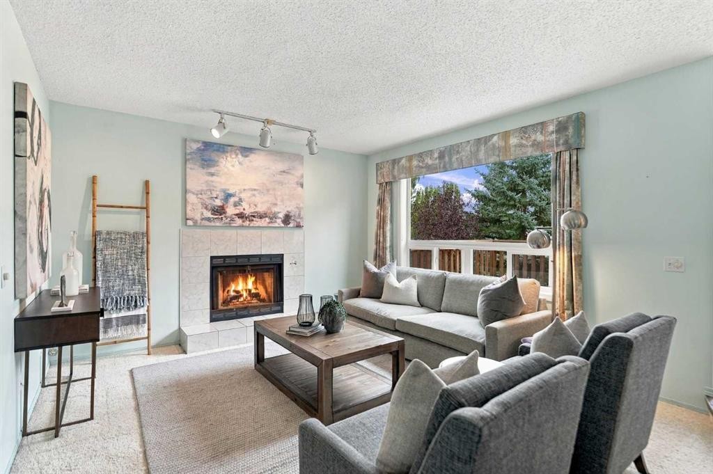 2820 Signal Hill Drive Sw, Calgary, AB