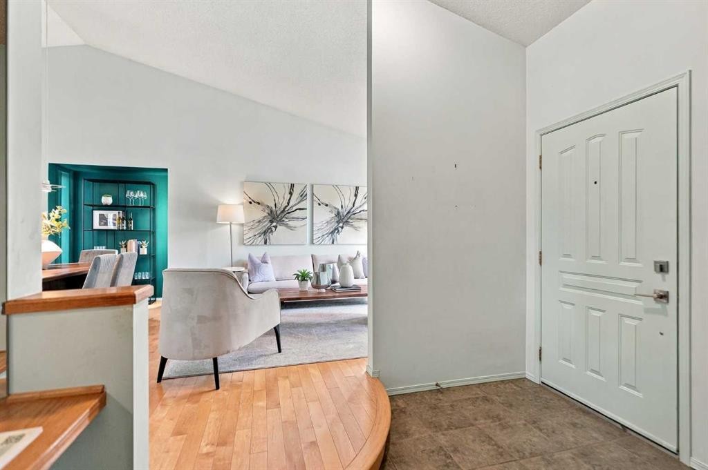 2820 Signal Hill Drive Sw, Calgary, AB
