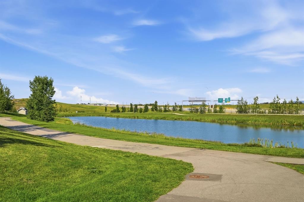 154 Crestridge Common Sw, Calgary, AB