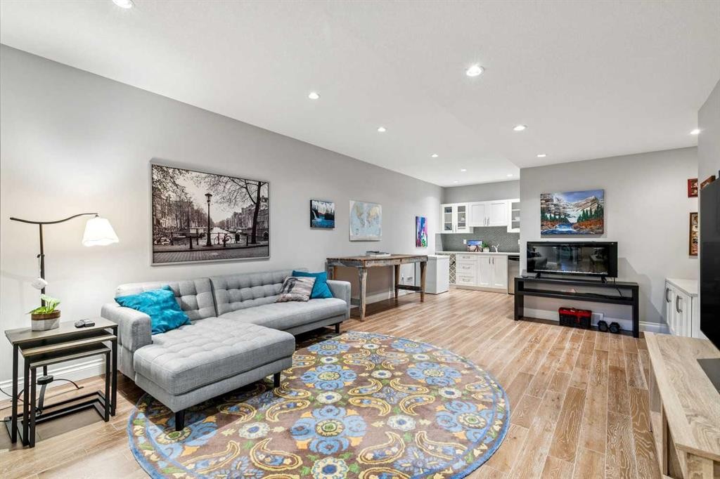 1443 40 Street Sw, Calgary, AB