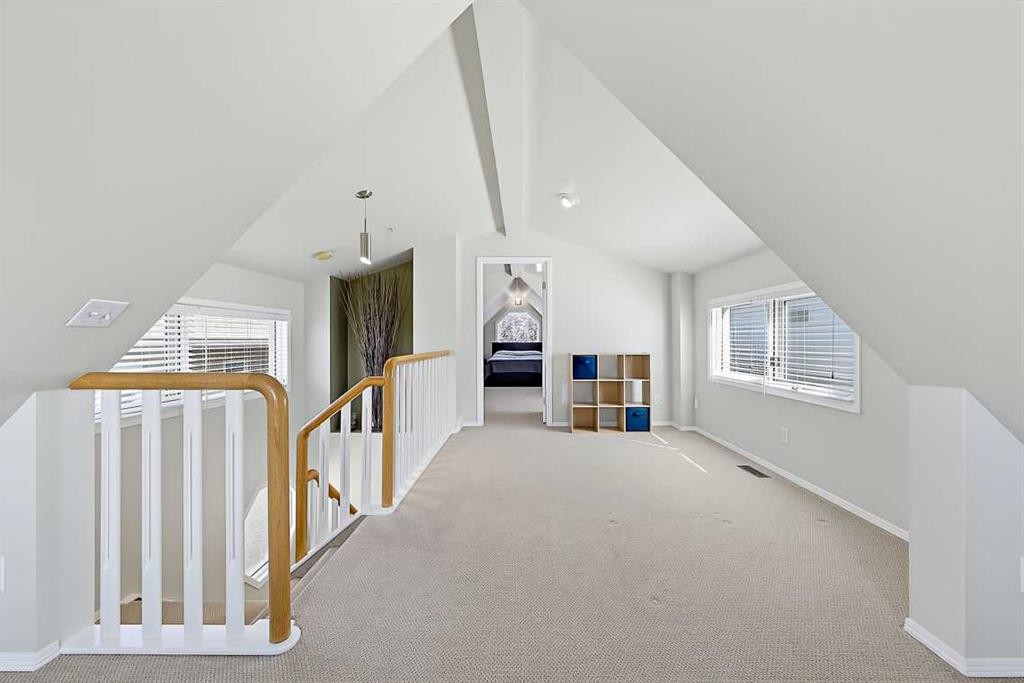 532 54 Avenue Sw, Calgary, AB