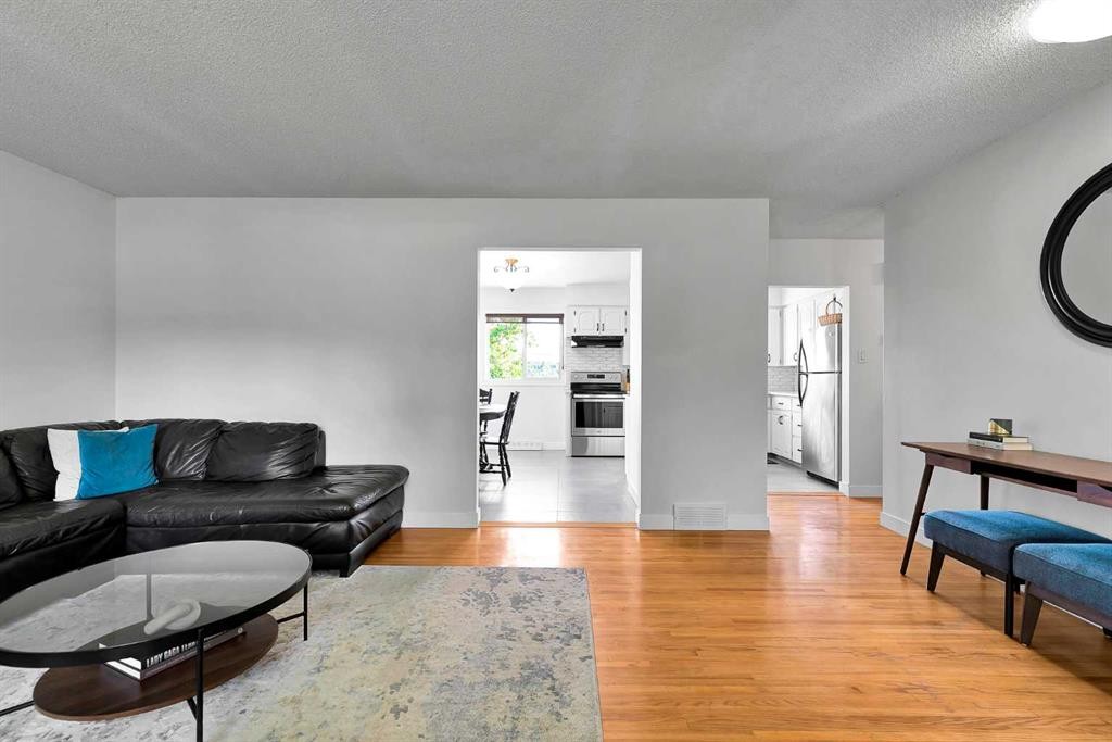 7112 Fountain Road Se, Calgary, AB