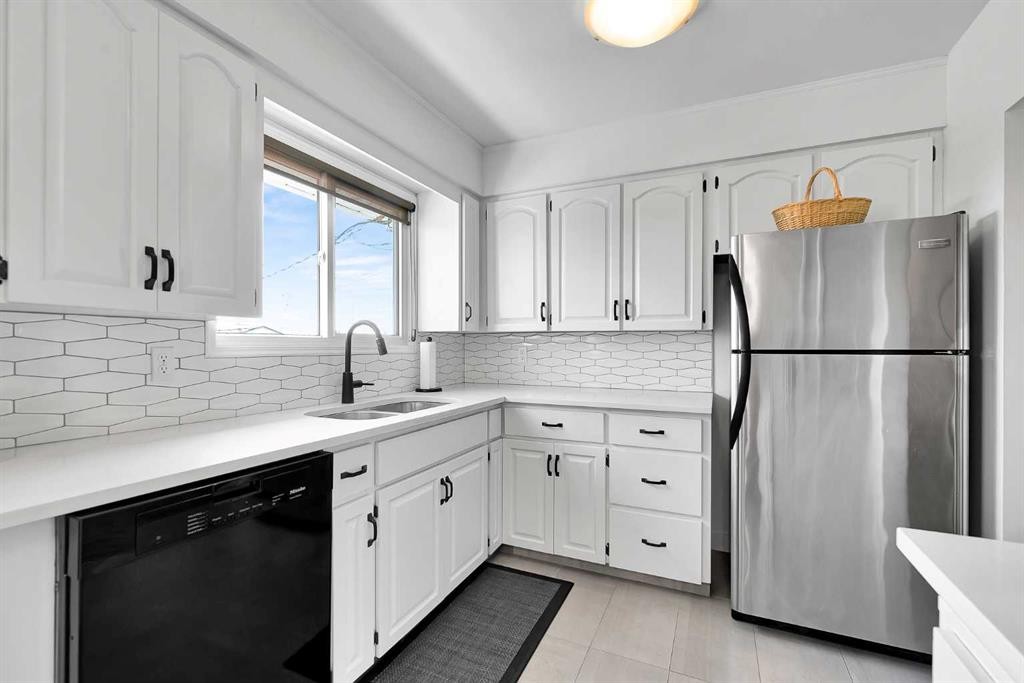 7112 Fountain Road Se, Calgary, AB