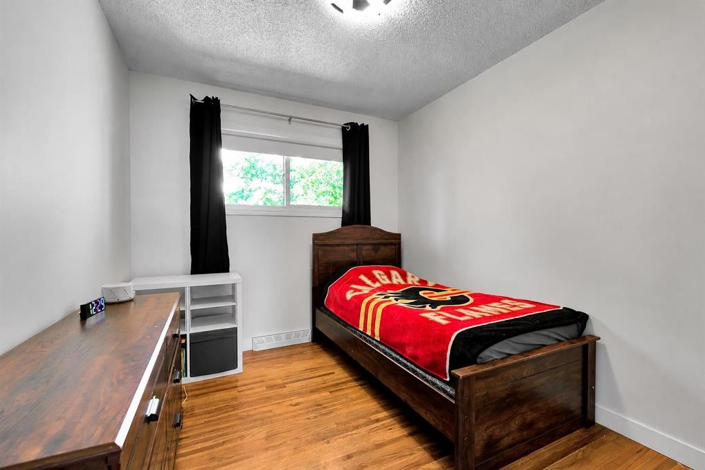 7112 Fountain Road Se, Calgary, AB