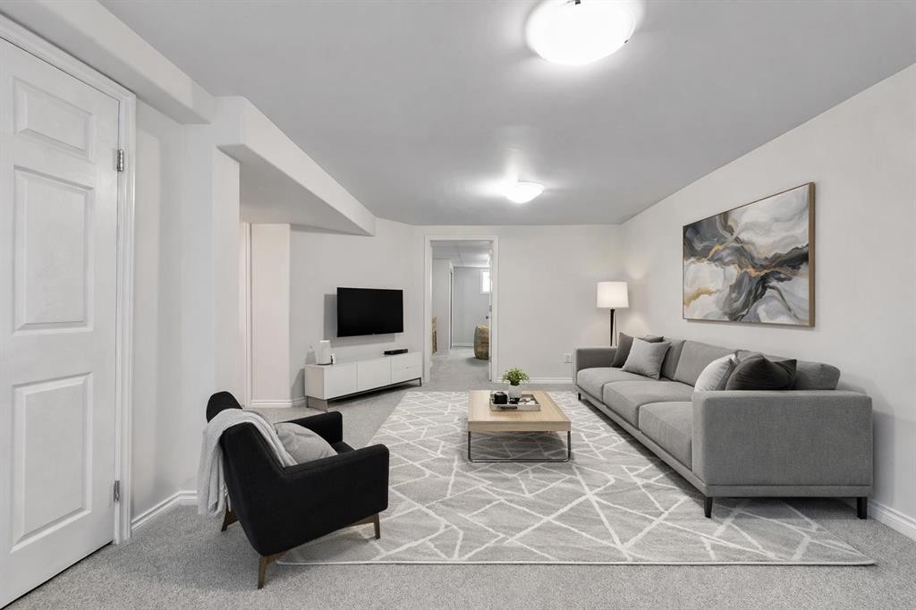 7112 Fountain Road Se, Calgary, AB