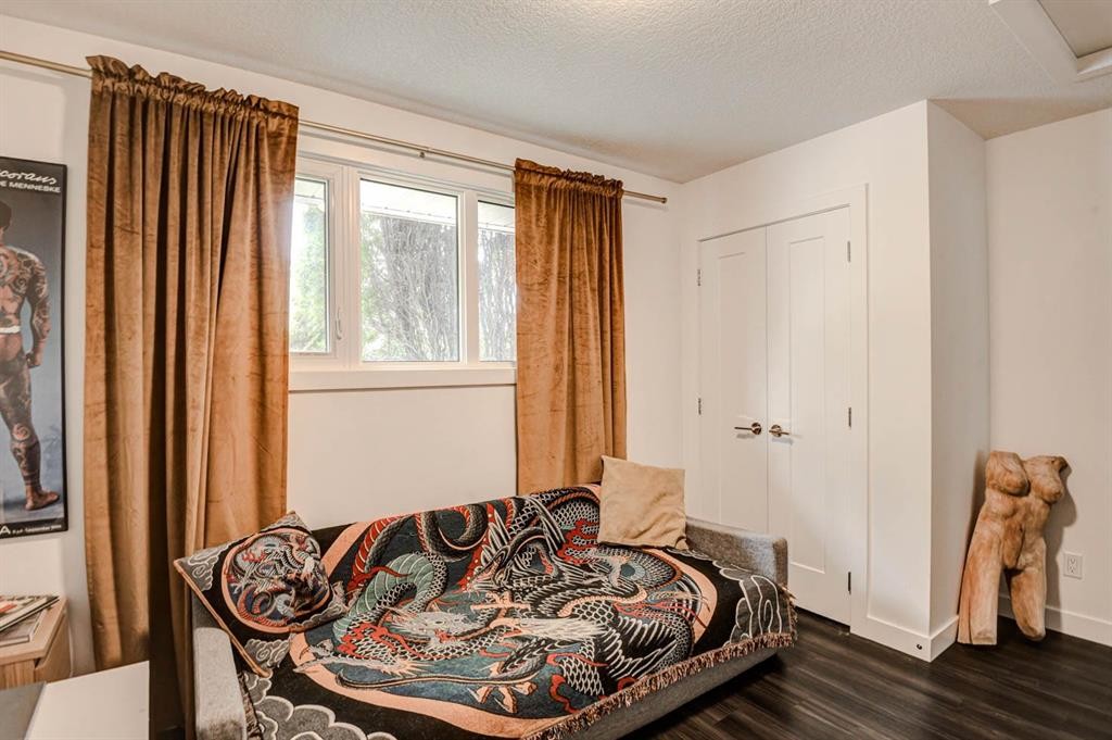 3 Glenway Drive Sw, Calgary, AB