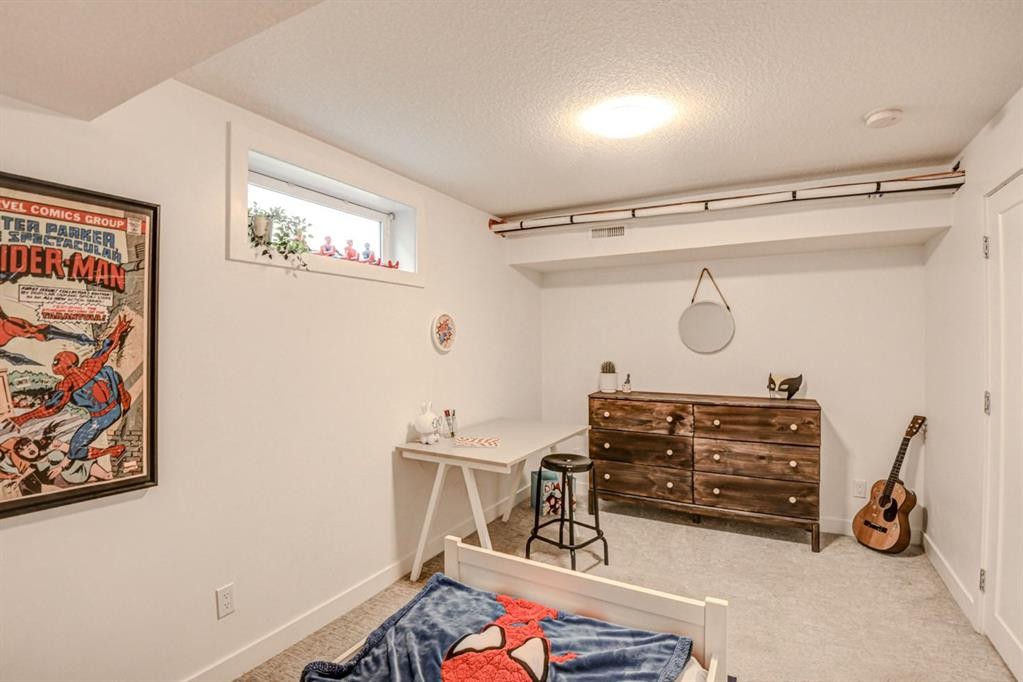 3 Glenway Drive Sw, Calgary, AB