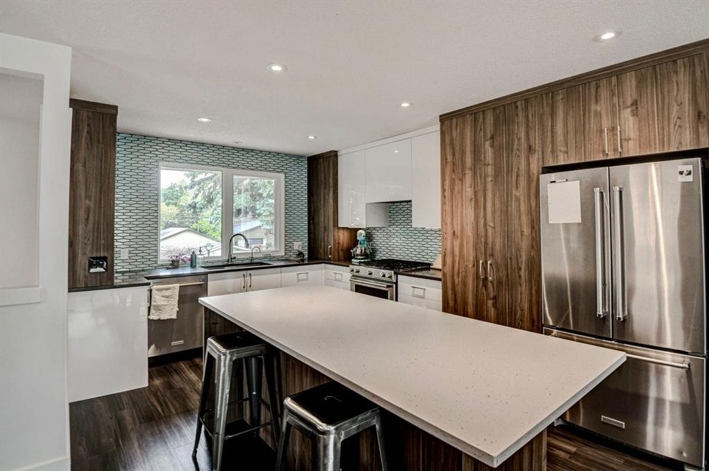 3 Glenway Drive Sw, Calgary, AB