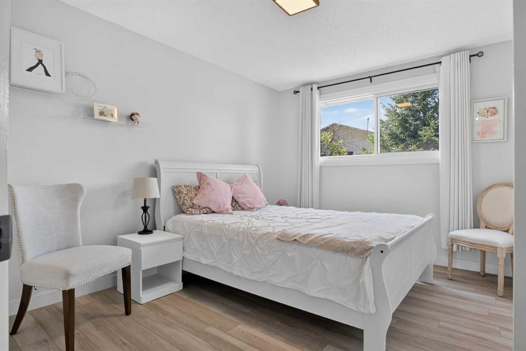8335 Centre Street Nw, Calgary, AB
