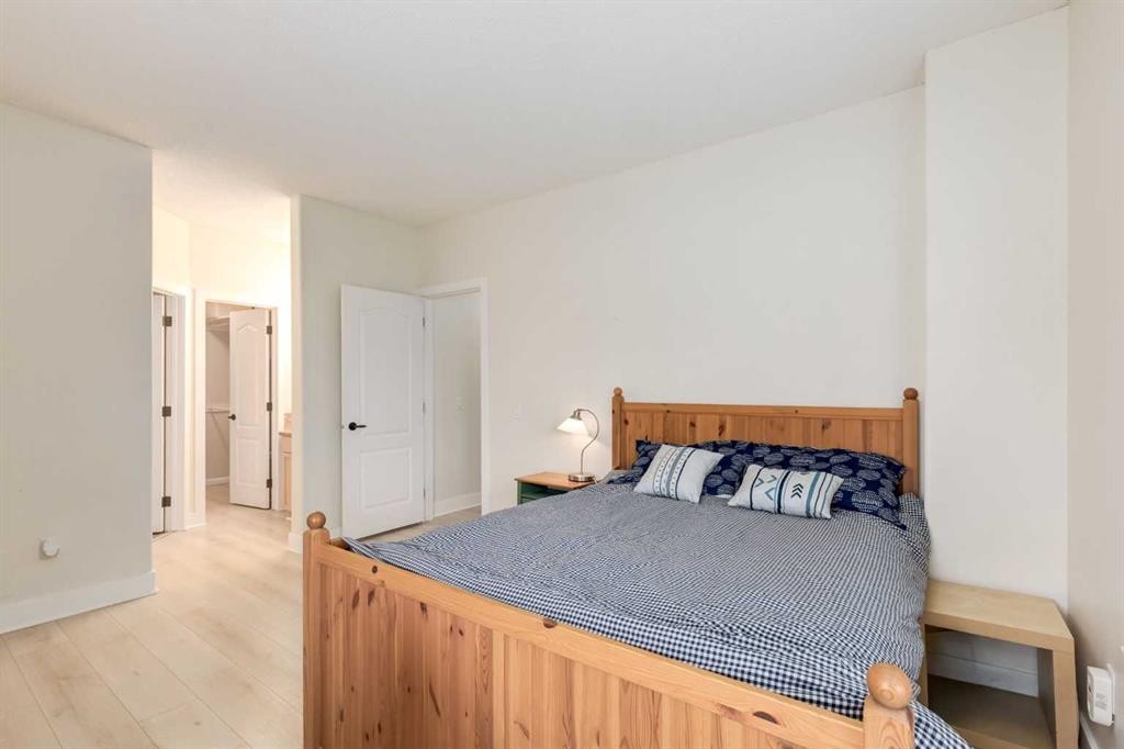 107 Patterson View Sw, Calgary, AB