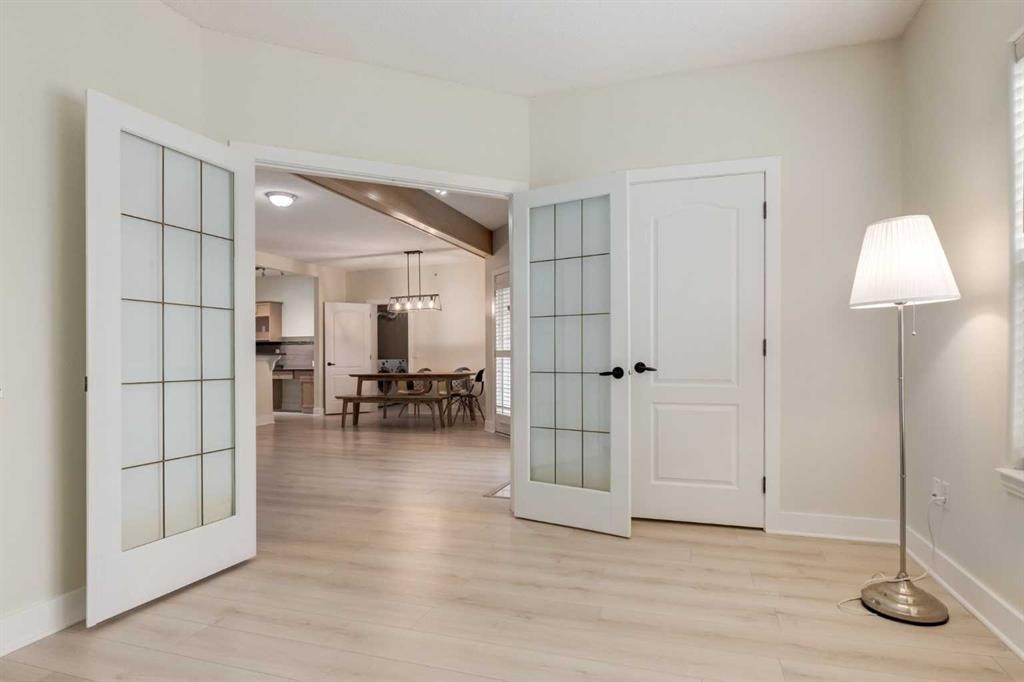 107 Patterson View Sw, Calgary, AB