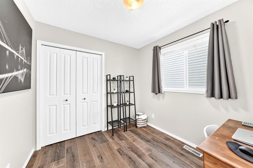 193 Mt Aberdeen Circle Se, Calgary, AB