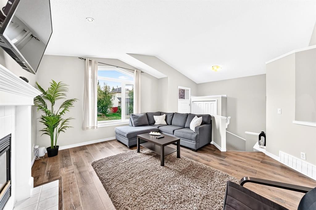 193 Mt Aberdeen Circle Se, Calgary, AB