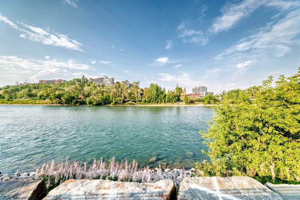 109-333 Riverfront Avenue Se, Calgary, AB