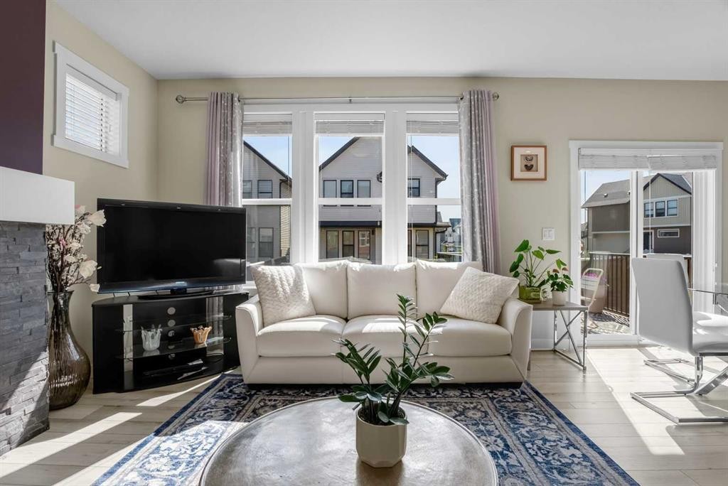 1209 Copperfield Boulevard Se, Calgary, AB