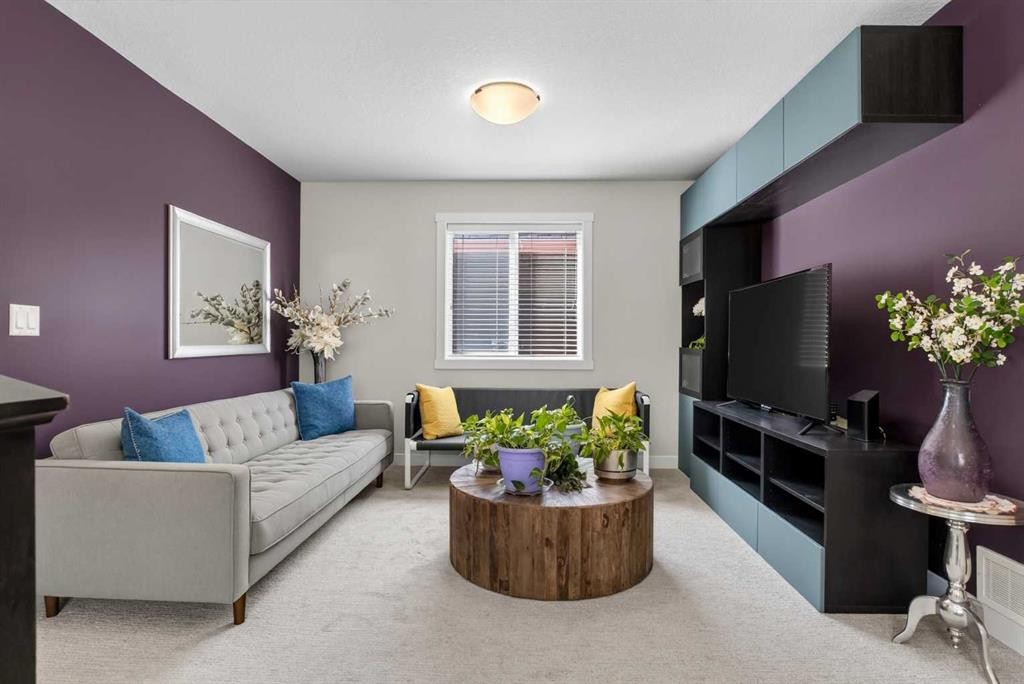 1209 Copperfield Boulevard Se, Calgary, AB