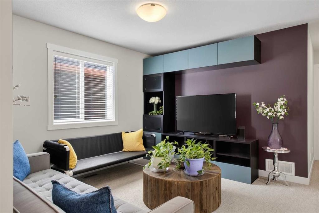 1209 Copperfield Boulevard Se, Calgary, AB