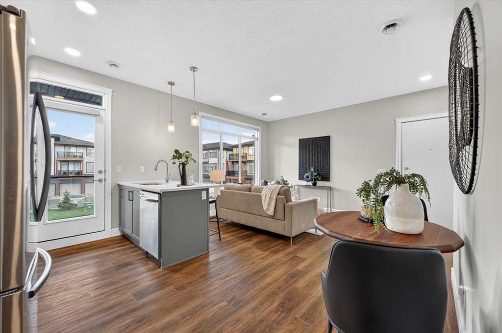 207-414 Seton Passage Se, Calgary, AB