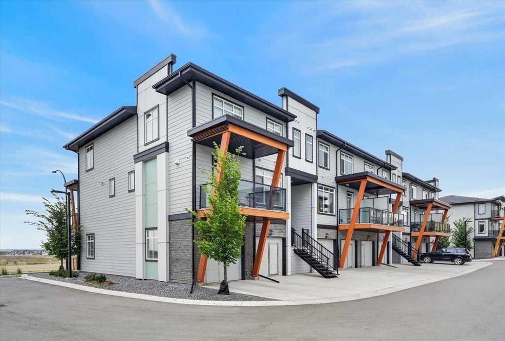 207-414 Seton Passage Se, Calgary, AB