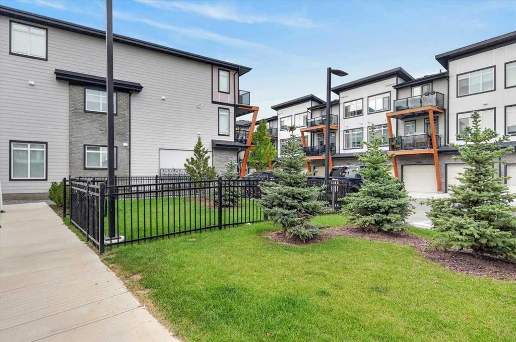 207-414 Seton Passage Se, Calgary, AB