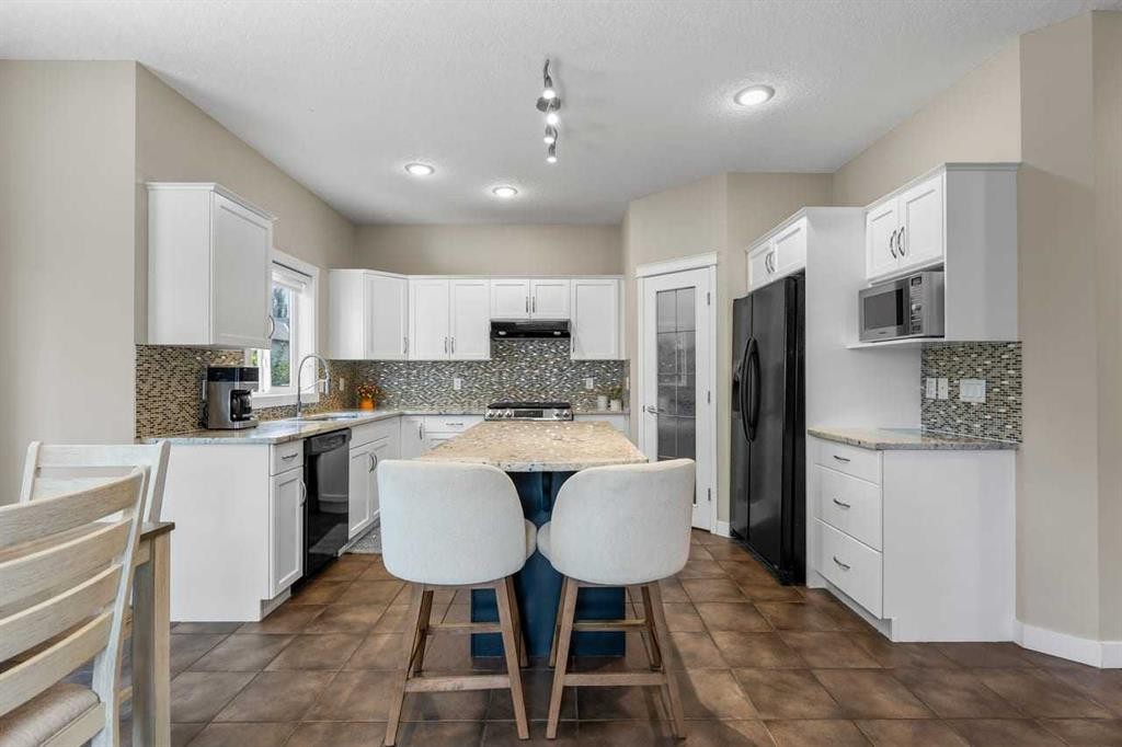 125 Cougarstone Manor Sw, Calgary, AB