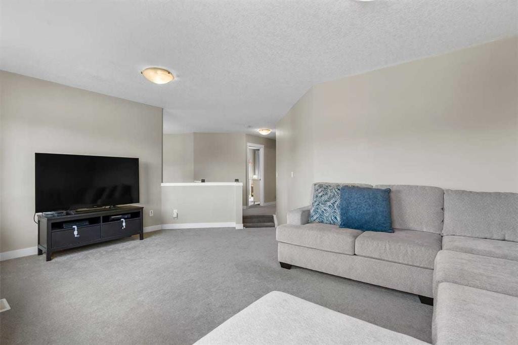 125 Cougarstone Manor Sw, Calgary, AB