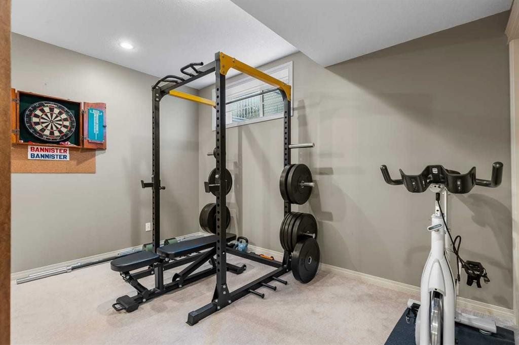 125 Cougarstone Manor Sw, Calgary, AB