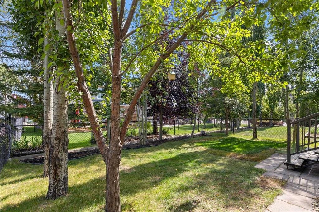 125 Cougarstone Manor Sw, Calgary, AB