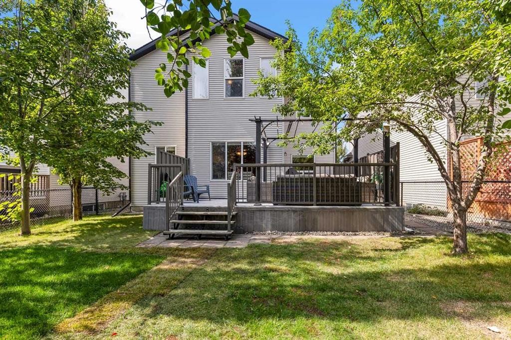 125 Cougarstone Manor Sw, Calgary, AB